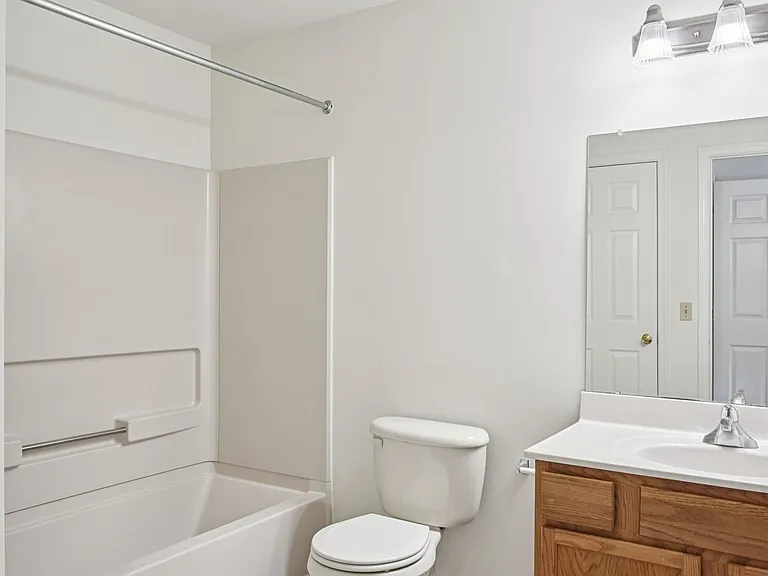Spring Creek Apartments — Photo 181