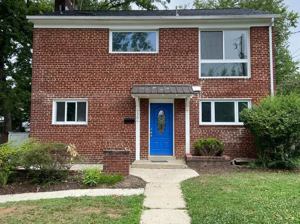 1206 Holton Ln, Takoma Park, MD 20912