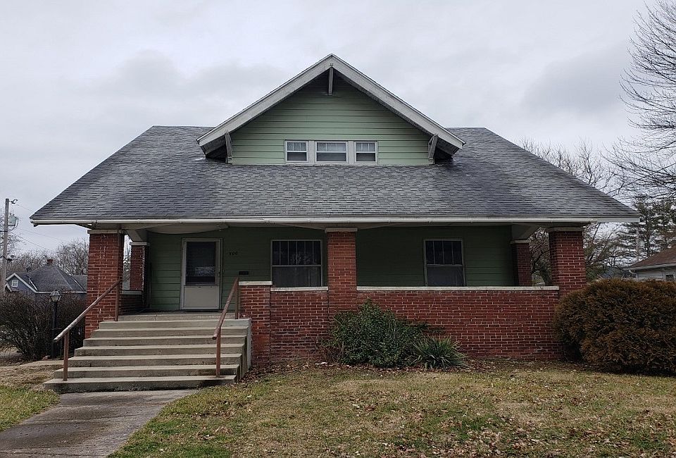 1st image of 700 N Clay St