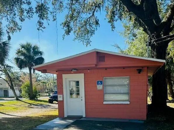 529 S 9TH Street, Fernandina Beach, FL 32034