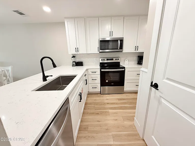 520-R Jackson Blvd #1912 — Photo 5