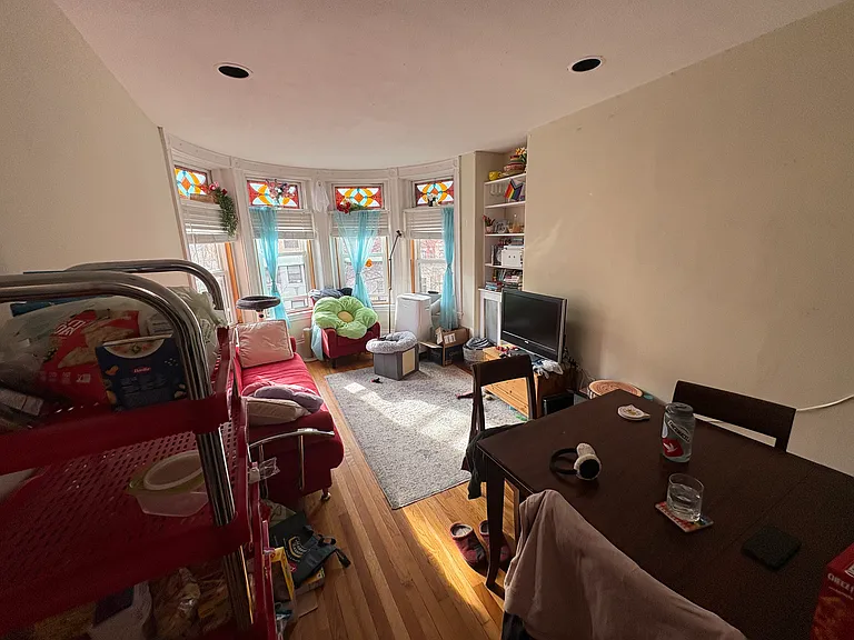 45 Westland Ave #13 — Photo 5