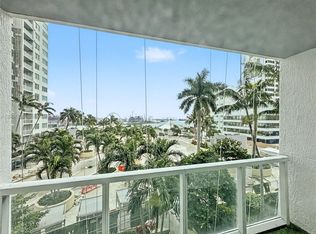 253 NE 2nd St APT 1105, Miami, FL 33132