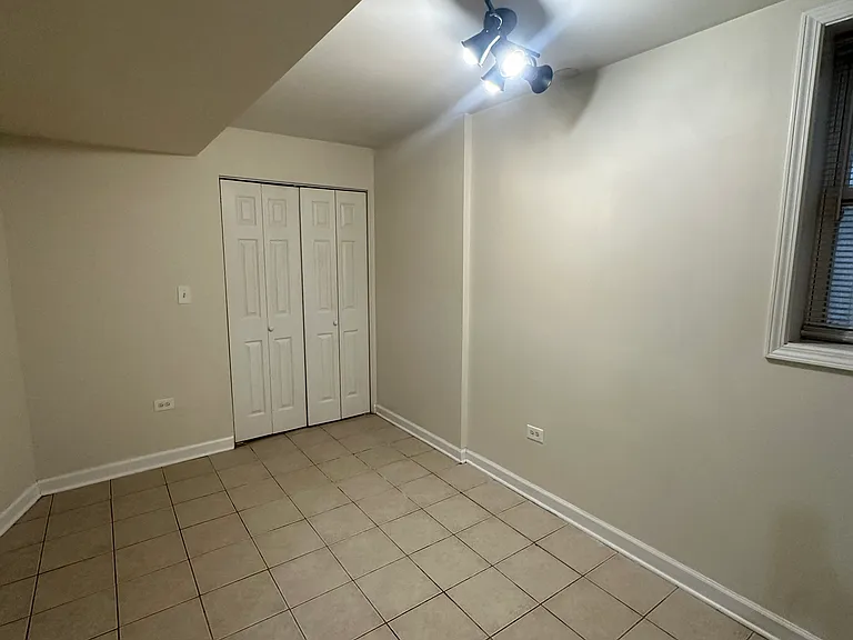 3936 N Seeley Ave #1 — Photo 9