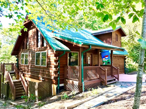 134 Old Crows Dr, Lake Lure, NC 28746