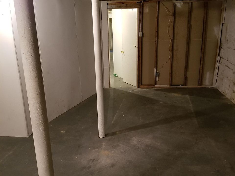 2nd image of 227 Huron Ave #Basement