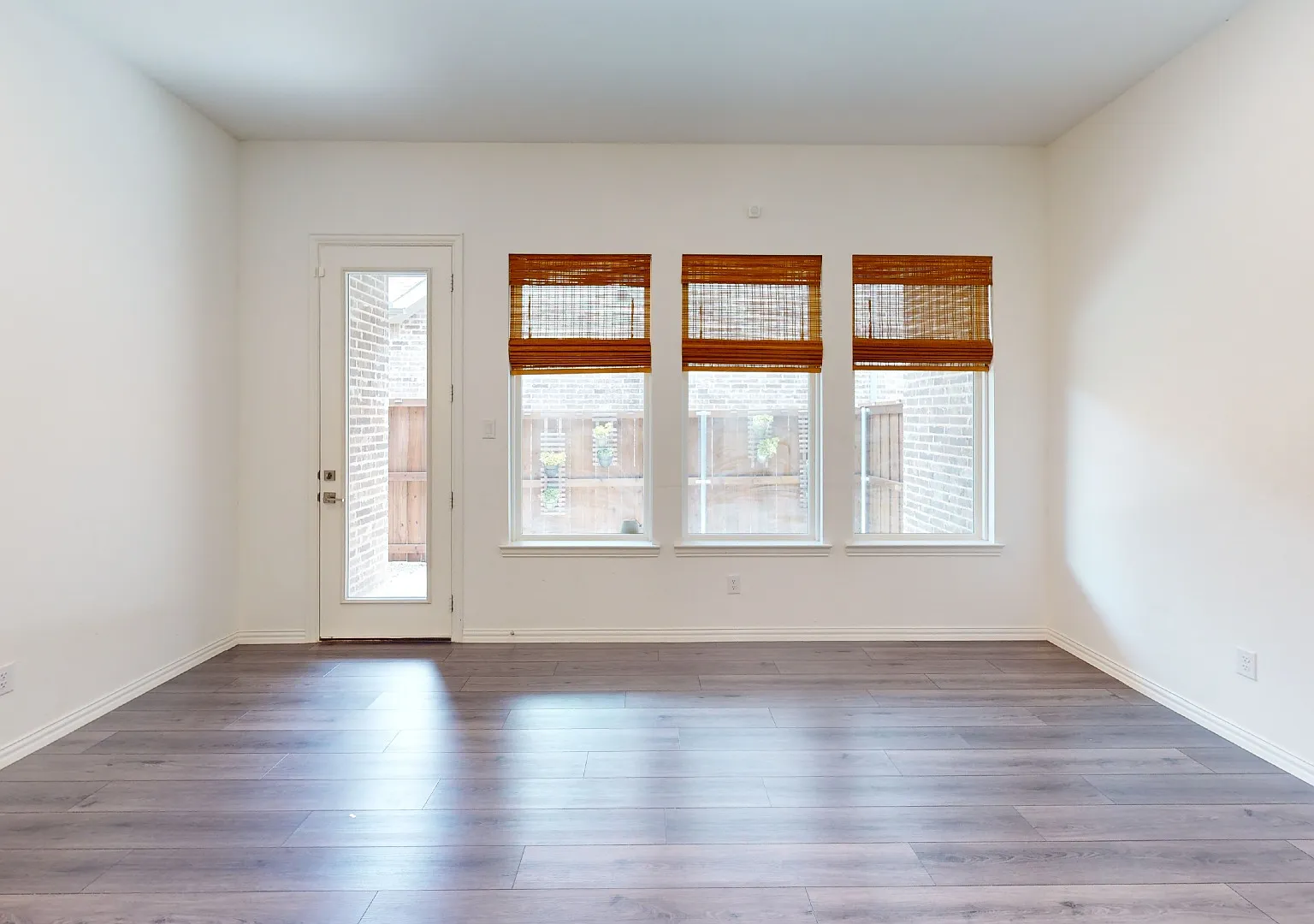 4 bed, 2778 sqft, $2,990 — Photo 4