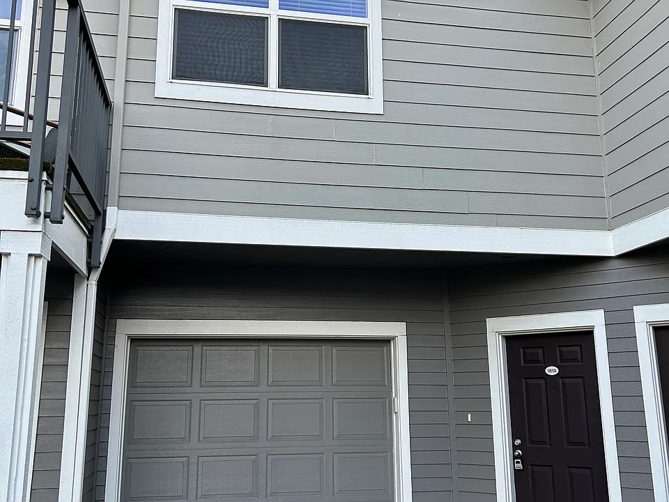 1810 SE Cutter Ln