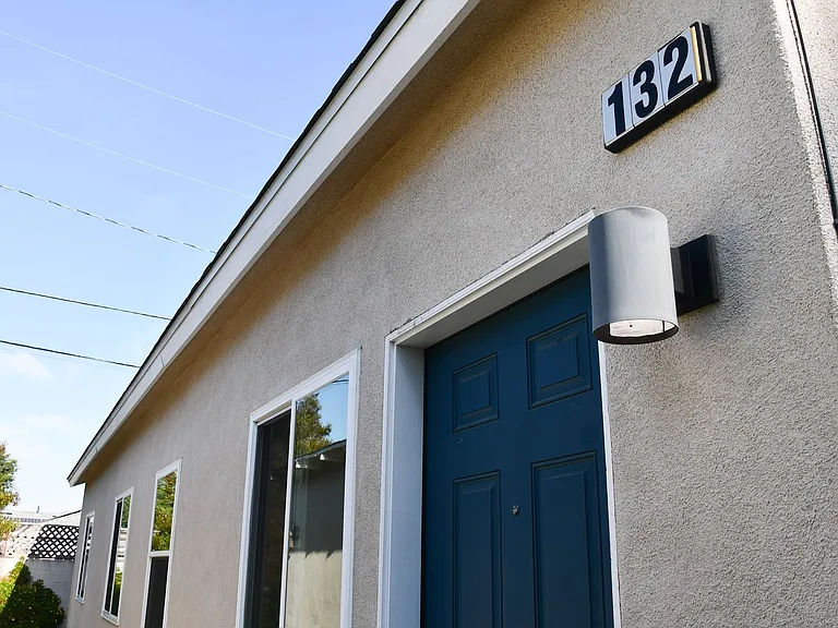 132 S Lime St — Photo 3