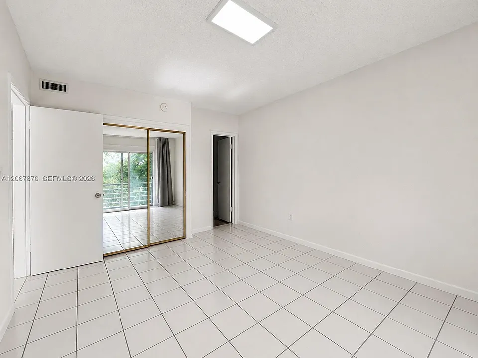 20200 NE 29th Ct #N214