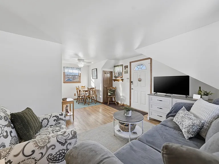 56 Klaum Ave — Photo 29