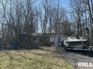 1403 Wescott St, Mount Vernon, IL 62864