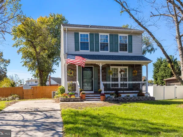 7954 Cobbler Ln, Pasadena, MD 21122