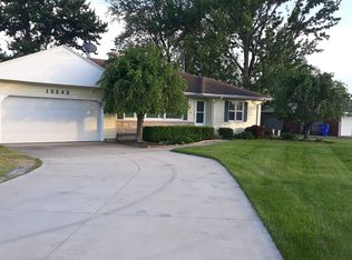 12242 Leo Rd, Fort Wayne, IN 46845