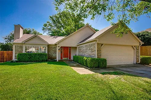 4353 Woodglen Dr Photo 1