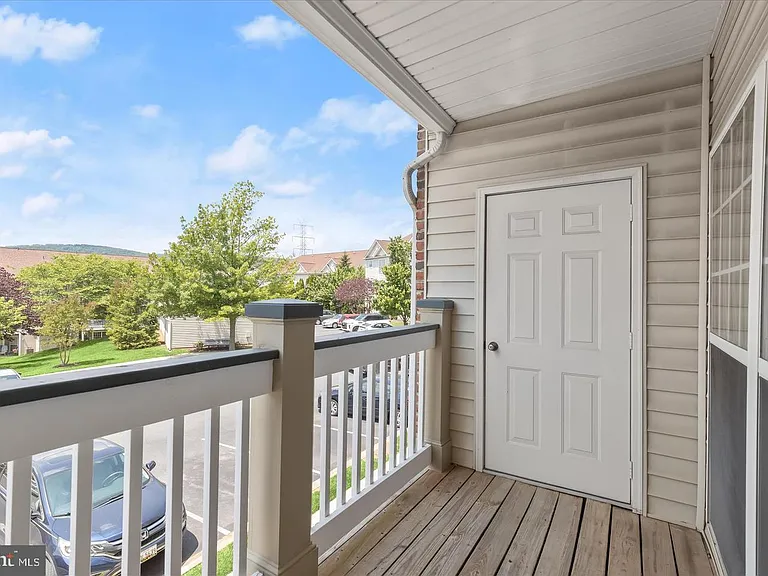 2504 Shelley Cir #4-2D — Photo 11