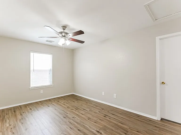 12510 Aarons Way Dr — Photo 12