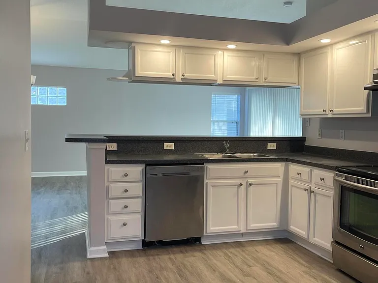 1216 Brookwood Bluff Rd E — Photo 15