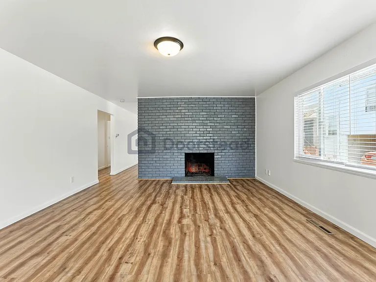 4339 Adeline St #B — Photo 9