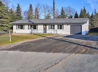 206 Linwood Ln, Kenai, AK 99611