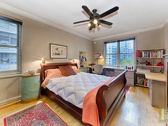 5th image of 49 W 96th St APT 5E