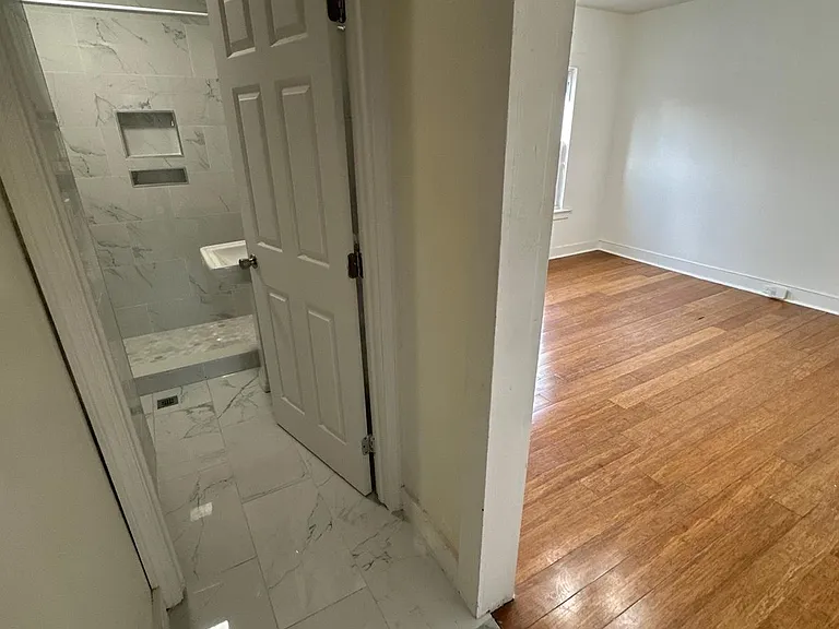 569 Winthrop Ave #2 — Photo 4