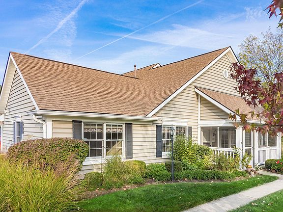 2nd image of 284 Black Walnut Dr