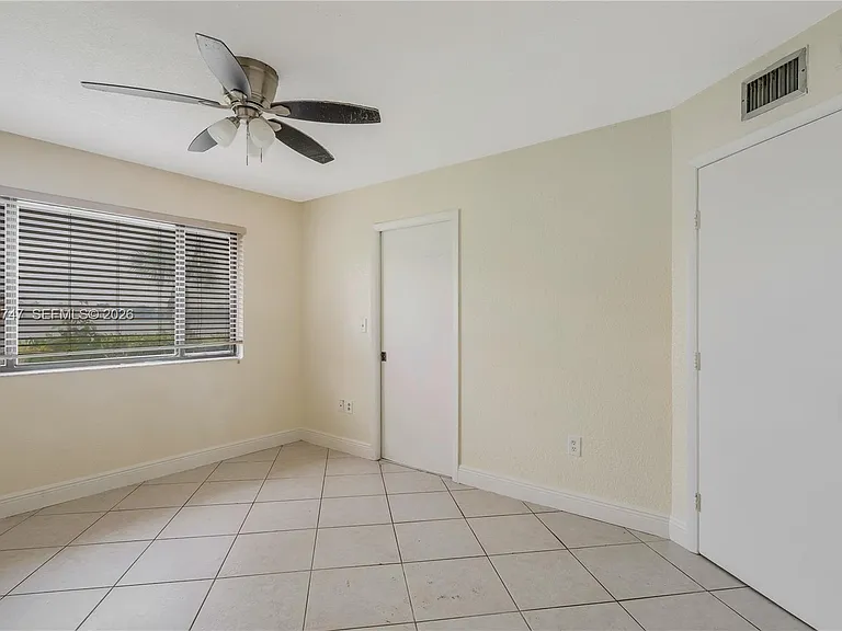 15545 Miami Lakeway N #102 — Photo 22