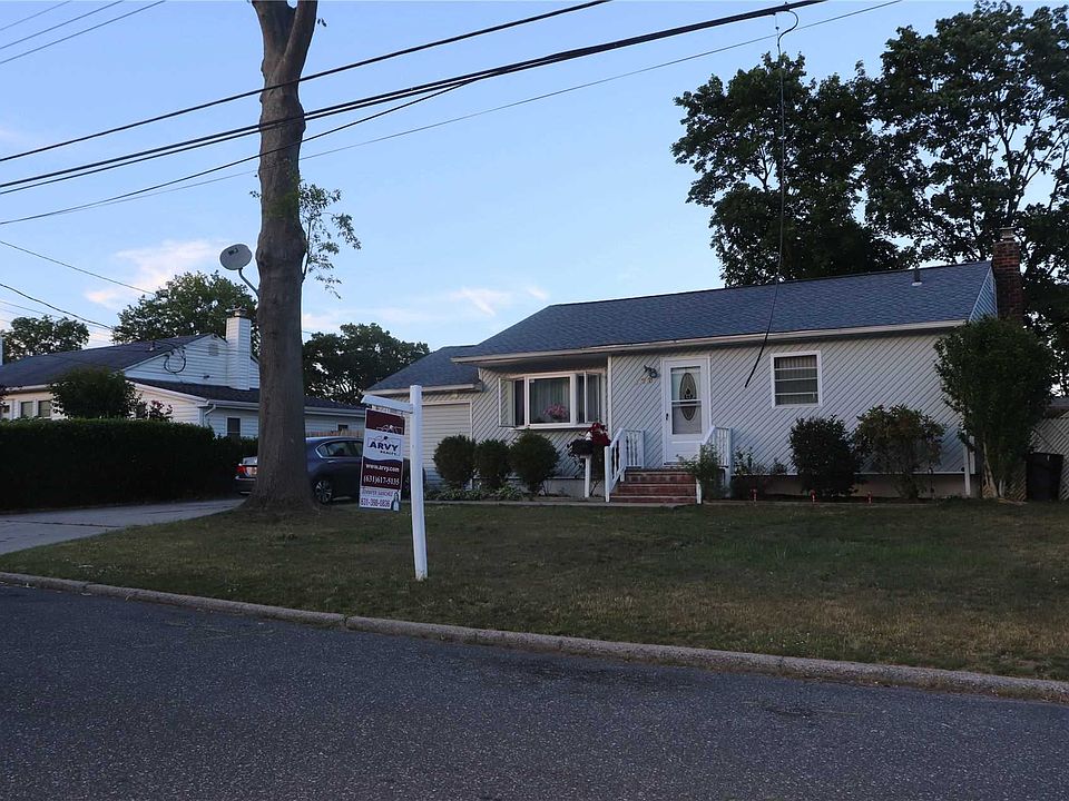 2nd image of 179 Front Ave
