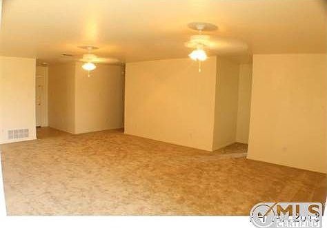 Dual ceiling fans, Space!