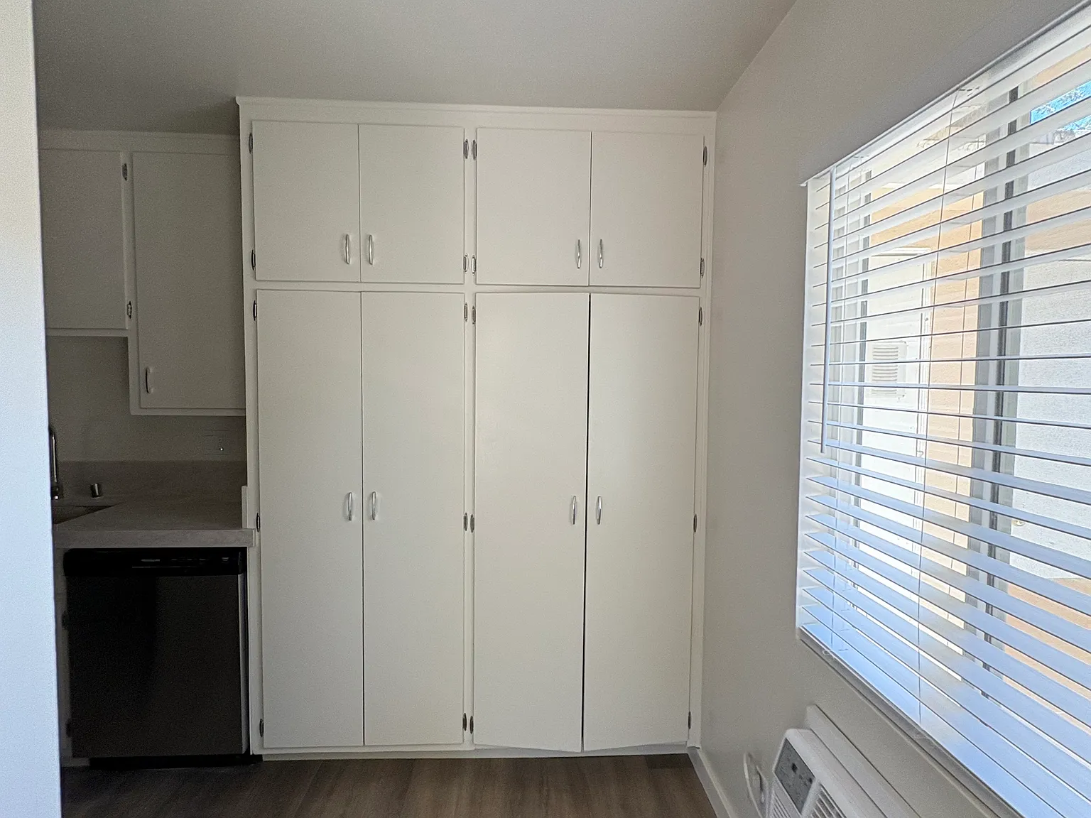 1 bed, $2,375 — Photo 4