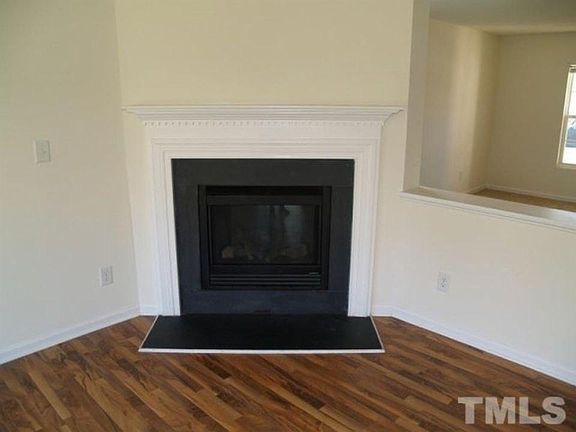 5th image of 1015 Bengel Dr