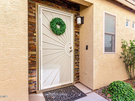 4th image of 22708 N KENNEDY Drive