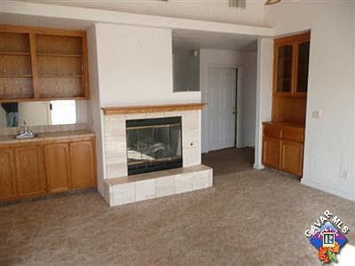 3rd image of 7242 Bay Ave