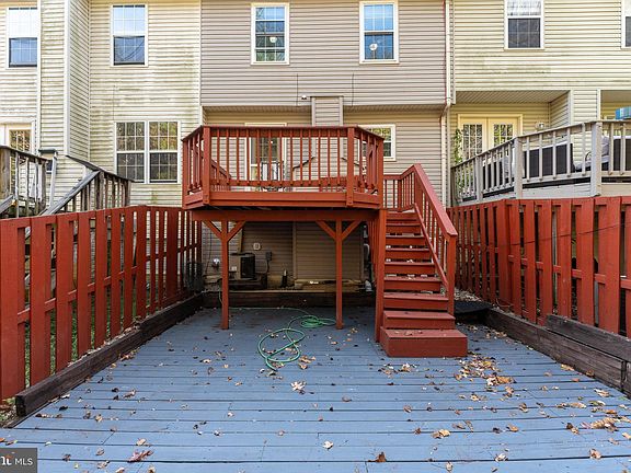 3rd image of 509 Mews Ct