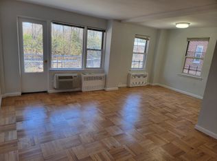 (Undisclosed Address), Bronxville, NY 10708