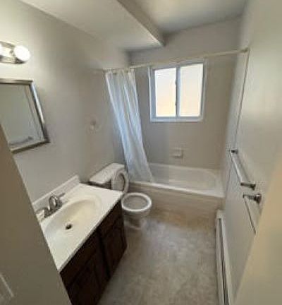 5th image of 376 N Jefferson St #1