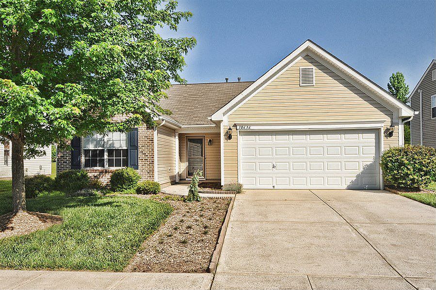 1st image of 10636 Mountain Springs Dr