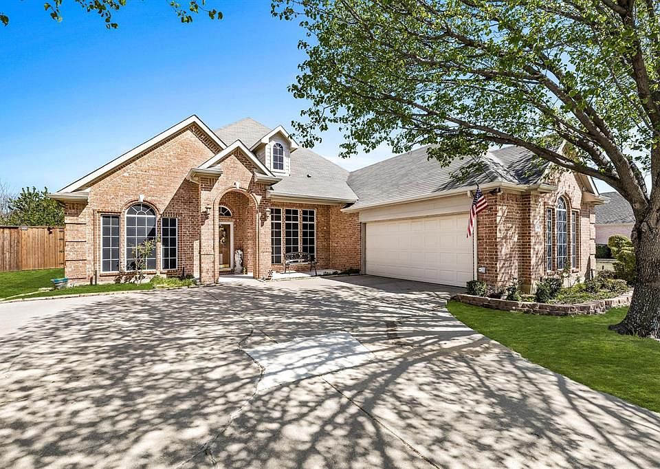 1st image of 5911 Holly Crest Ln