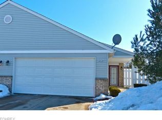 2034 Mayapple Dr UNIT 2034, Painesville, OH 44077