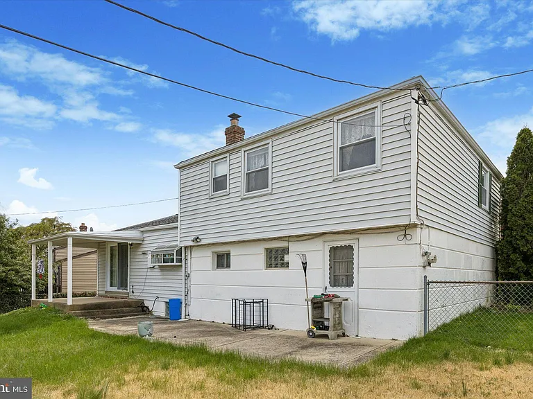 805 Selma St — Photo 25
