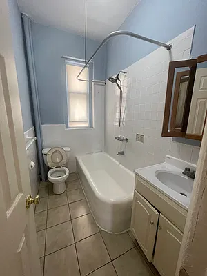 Rented by NYC LUXURY APT RENTALS CO LLC | media 4