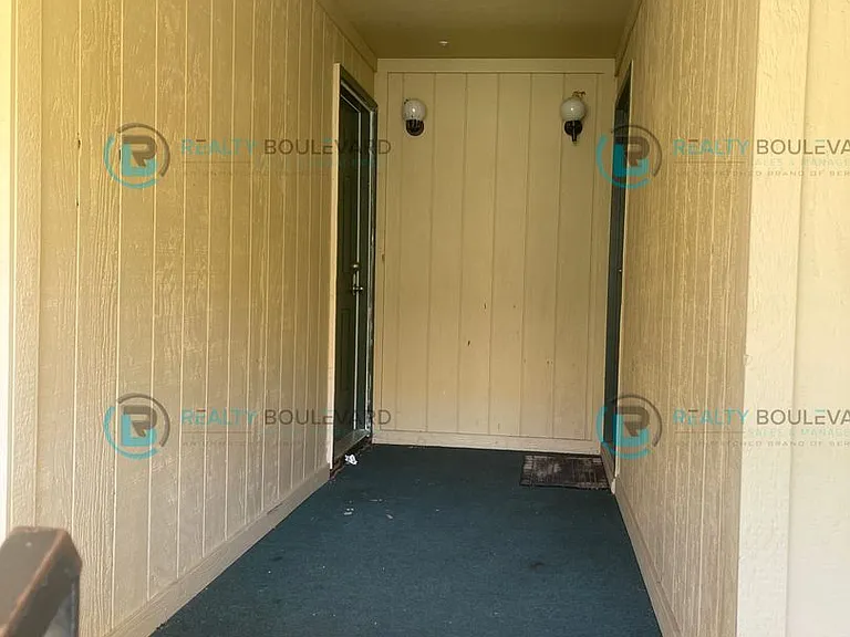 3929 Clear Acre Ln #200 — Photo 31