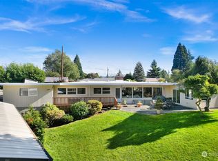 3033 Lynn St, Bellingham, WA 98225