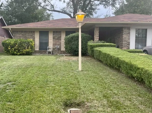 3910 Chateau Dr, Shreveport, LA 71108
