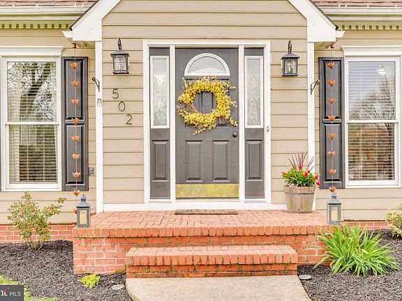 4th image of this home