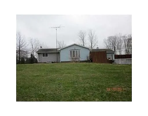 9766 Amanda Dr photo 1