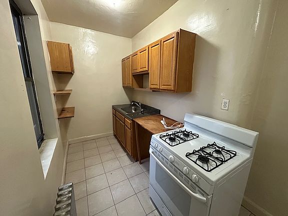 5th image of 4536 39th Pl APT 4J