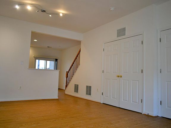 3rd image of 2427 Dew Meadow Ct