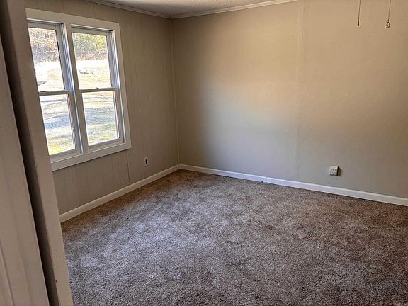 5th image of 809 N Fairview Rd